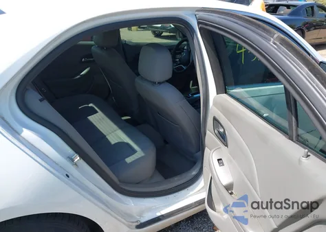 2015 Chevrolet Malibu Ls z USA, uszkodzony, nr VIN 1G11B5SLXFF116999